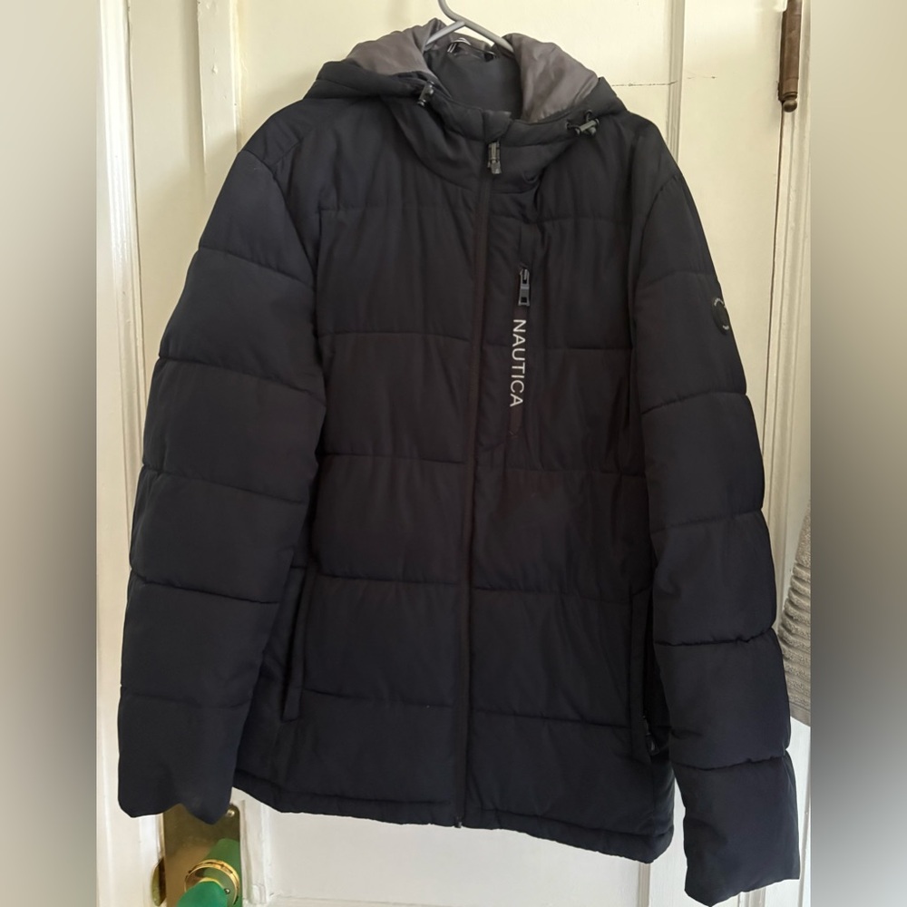 Men's Nautica Quilted Hooded Puffer Jacket “ L”
